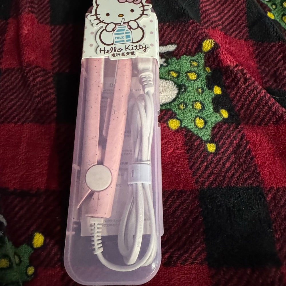 Hello Kitty Pink Hair Styling Tool